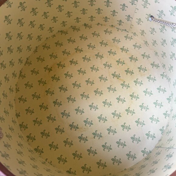 Pamela Gladding - Tan and Brown Vintage Hat Box with Handle - Picture 2 of 5